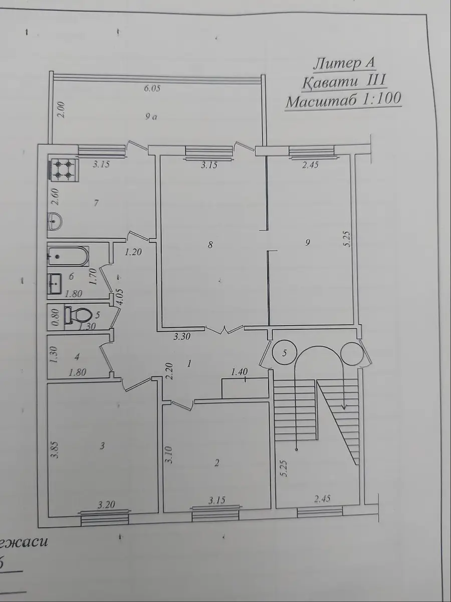 4 xonali kvartira sotiladi − 90 m²