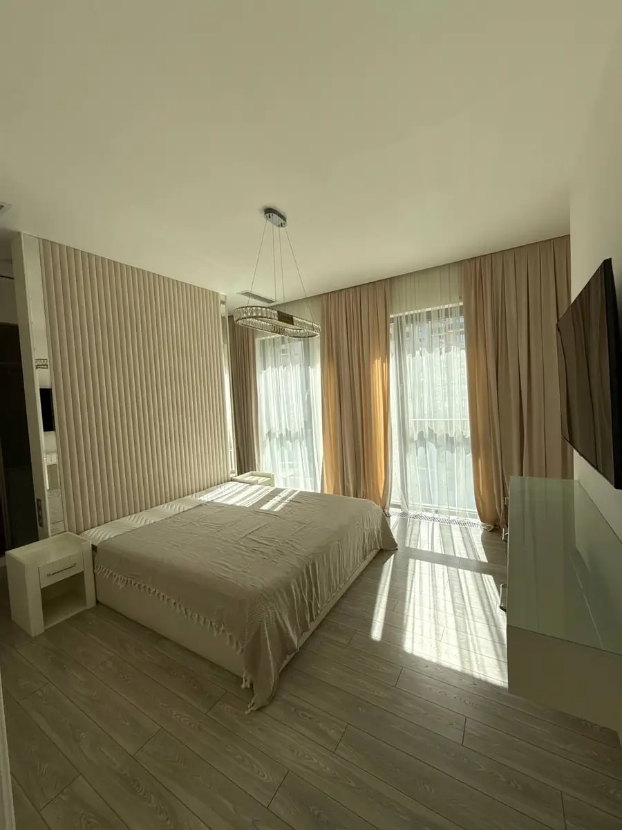 Ijaraga 2 xonali kvartira − 75 m²