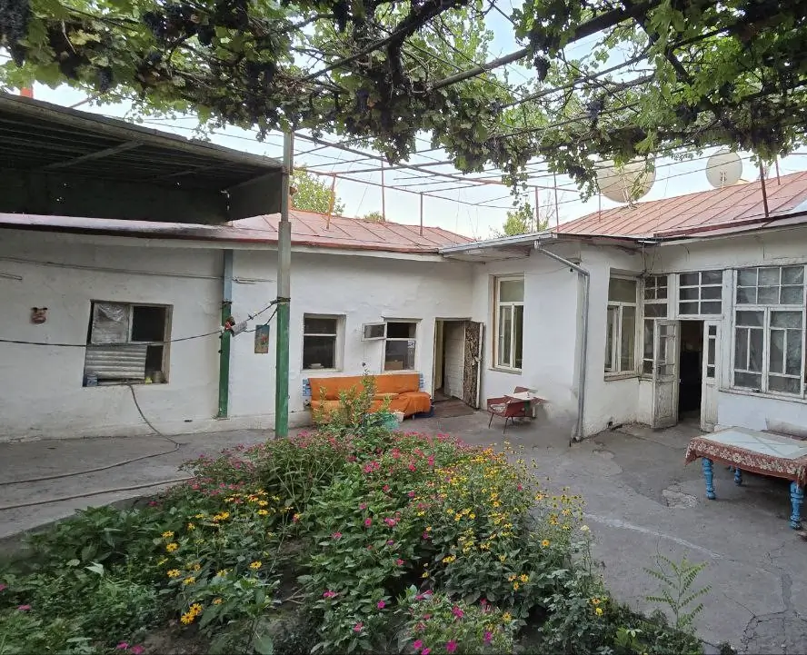 1 qavatli uy − 173 m², 3 sot. 