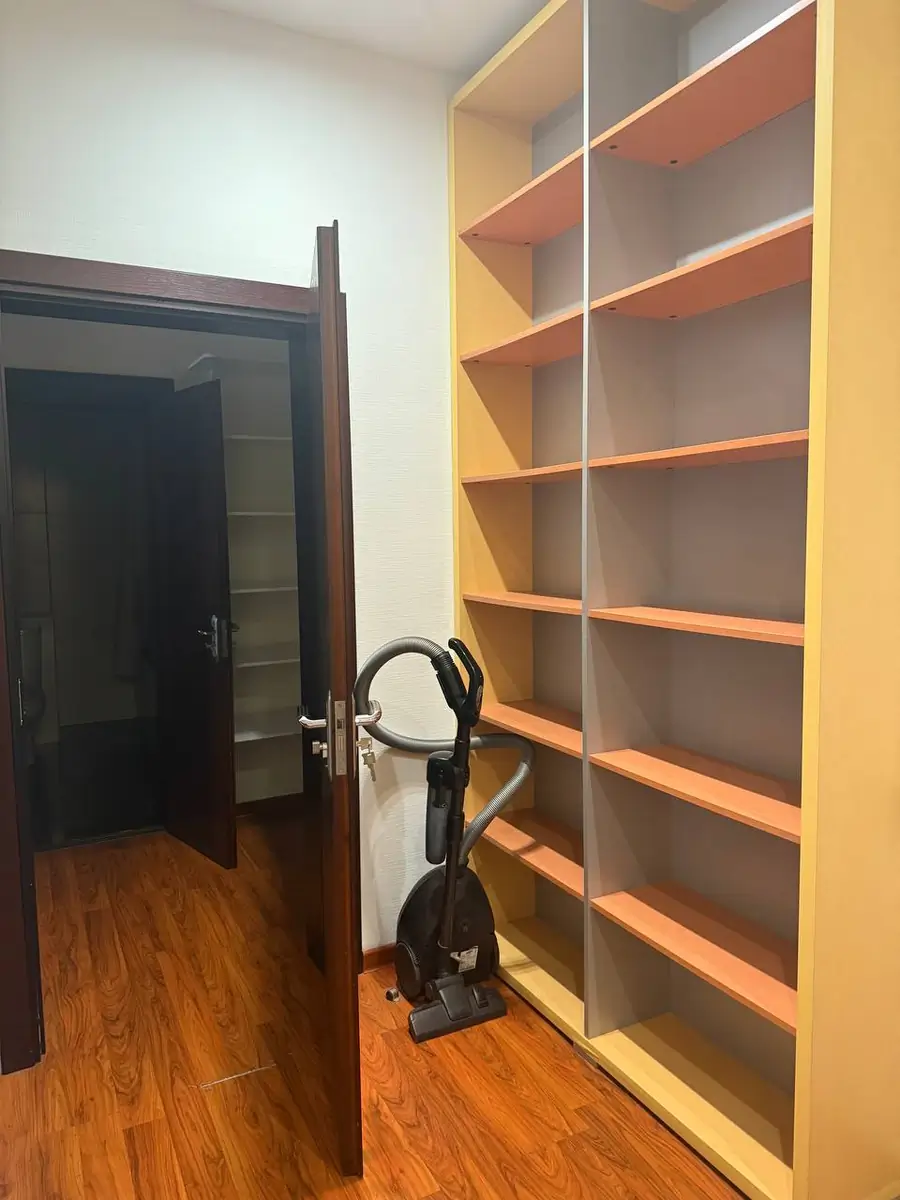 Ijaraga 3 xonali kvartira − 106 m²