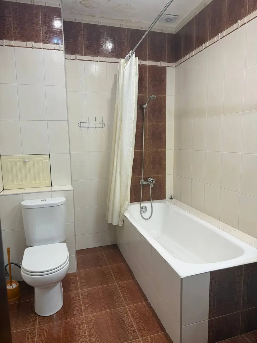 Ijaraga 3 xonali kvartira − 106 m²