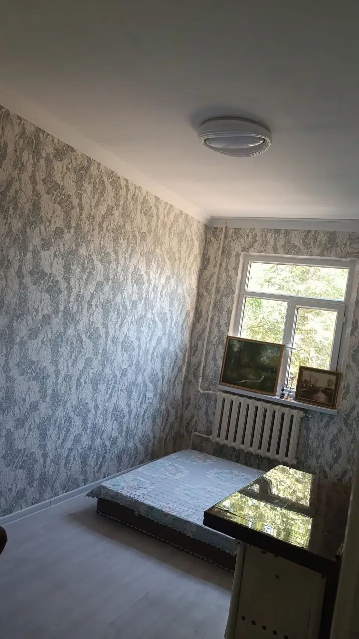 2-комнатная квартира − 47 м², 1/4 этаж