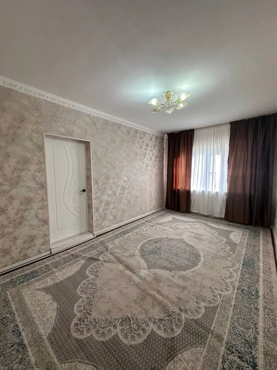 1 xonali kvartira − 42 m², 2/4 qavat