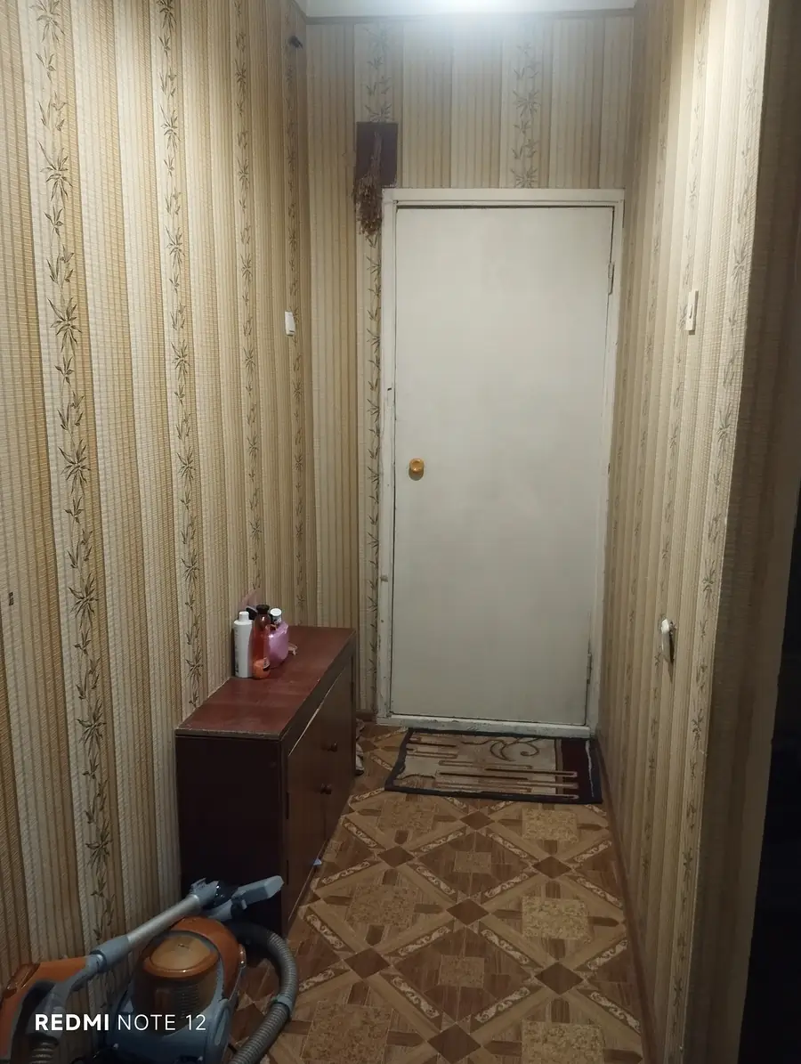 1 xonali kvartira − 42.3 m², 1/4 qavat