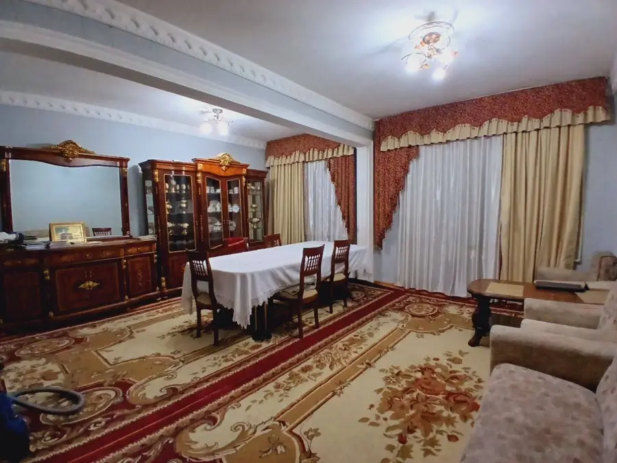 4 xonali kvartira − 92 m², 4/5 qavat