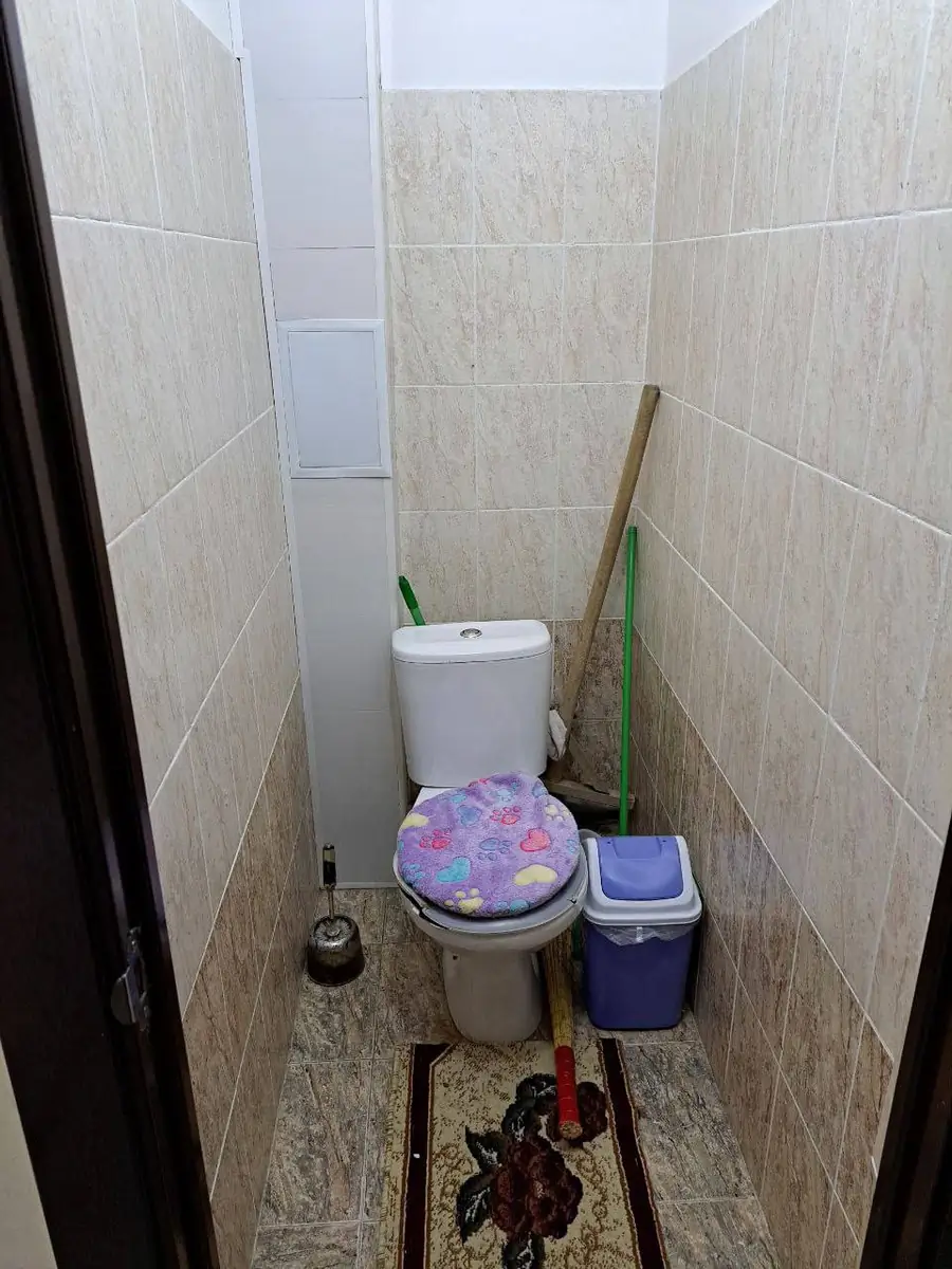 3 xonali kvartira sotiladi − 65 m²