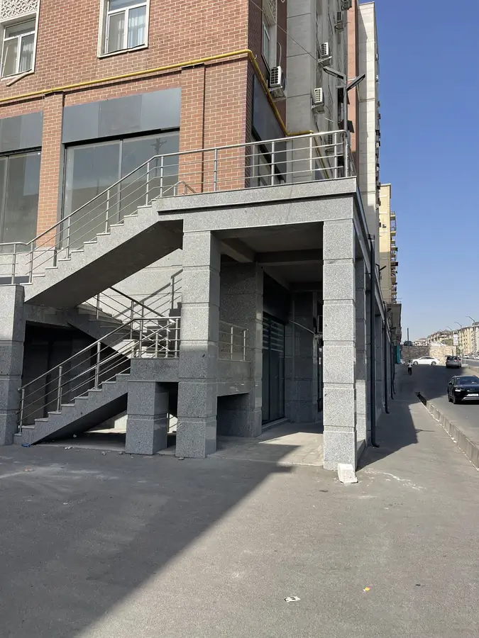 Ofis − 104 m², 1/20 qavat