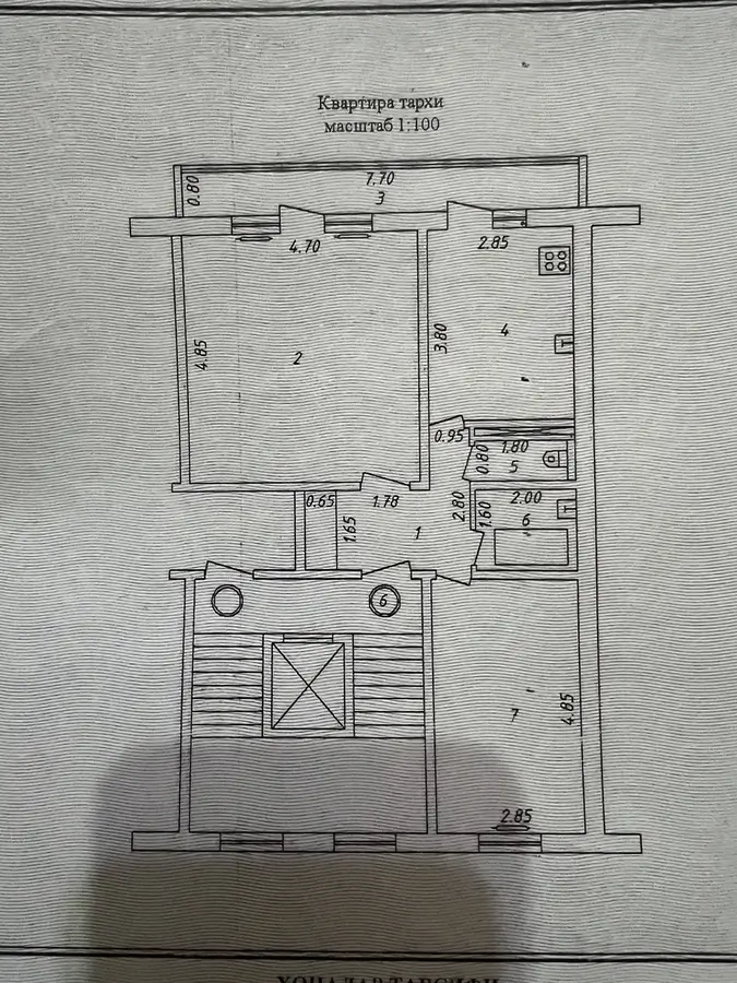 2 xonali kvartira sotiladi − 65 m²