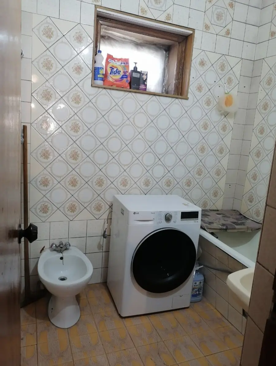 4 xonali kvartira sotiladi − 82.8 m²