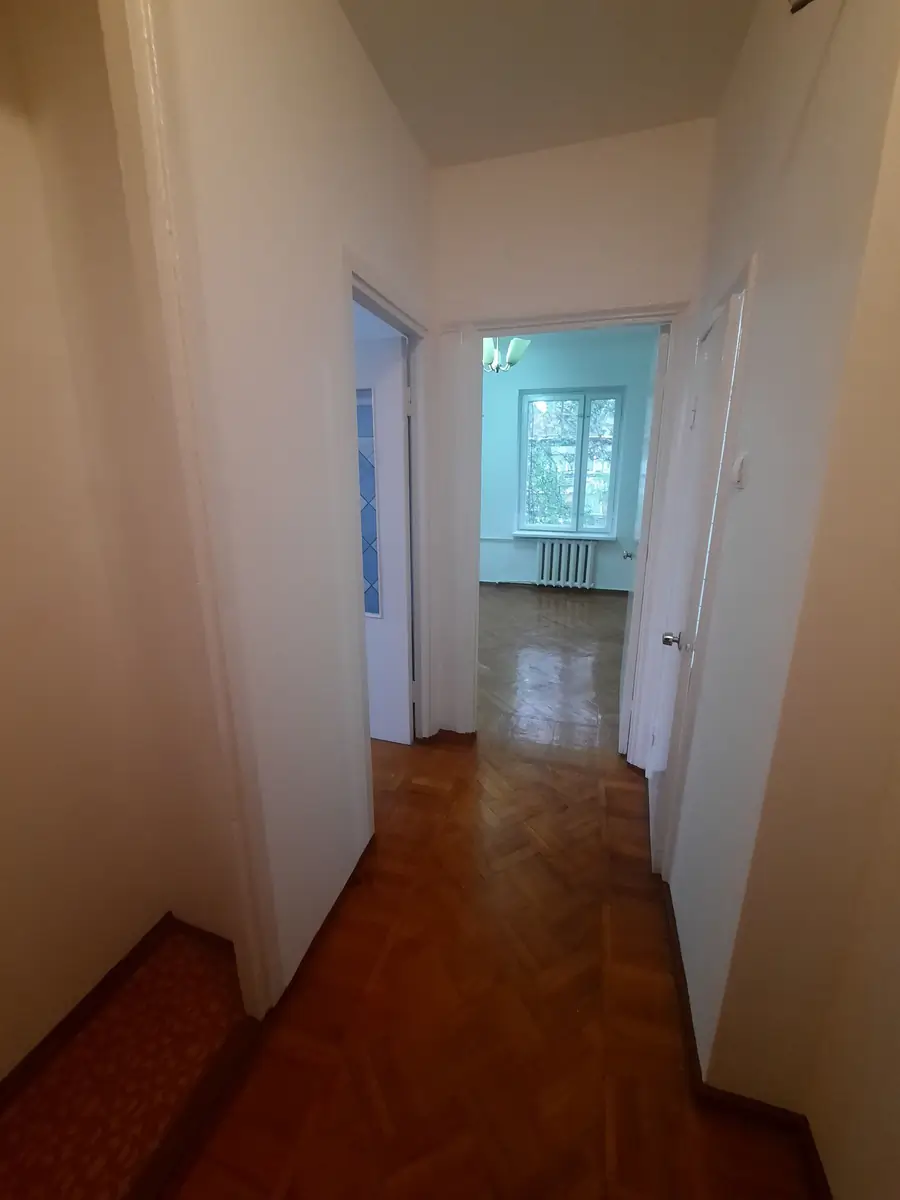 1 xonali kvartira sotiladi − 45 m²