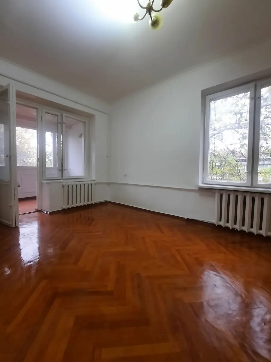 1 xonali kvartira − 45 m², 4/4 qavat