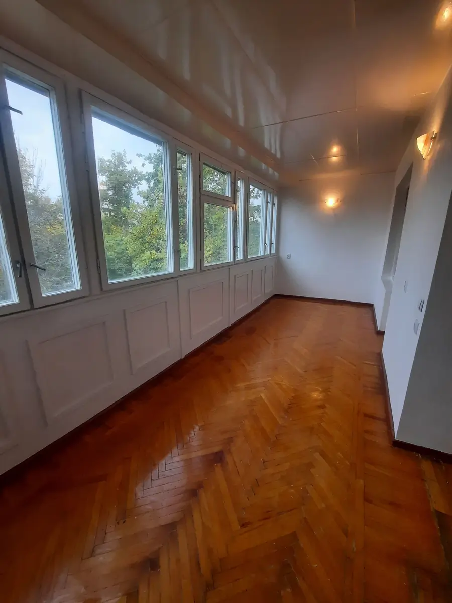 1 xonali kvartira sotiladi − 45 m²