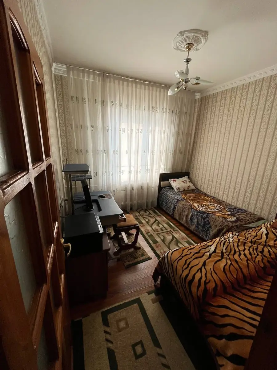 5 dan ortiq xonali kvartira − 108.8 m², 5/5 qavat