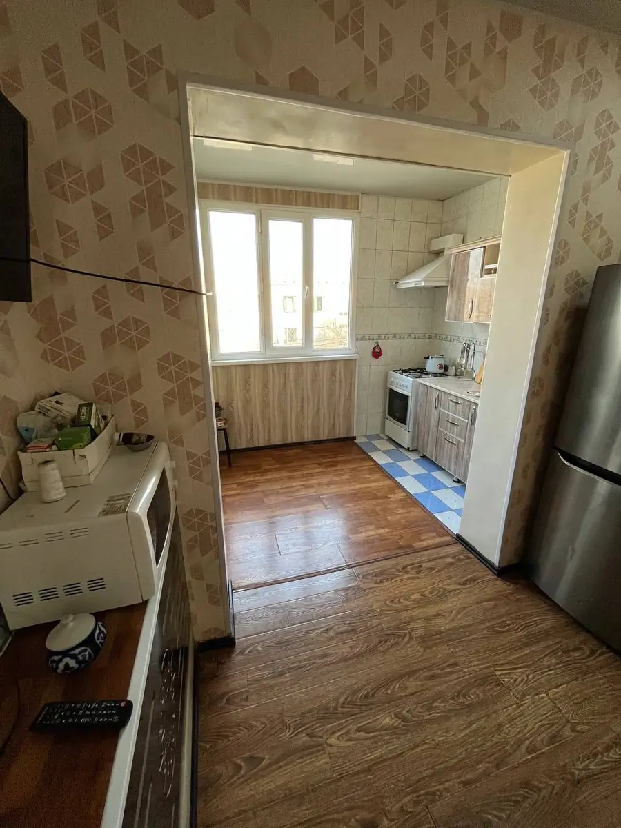 Более 5 xonali kvartira sotiladi − 108.8 m²