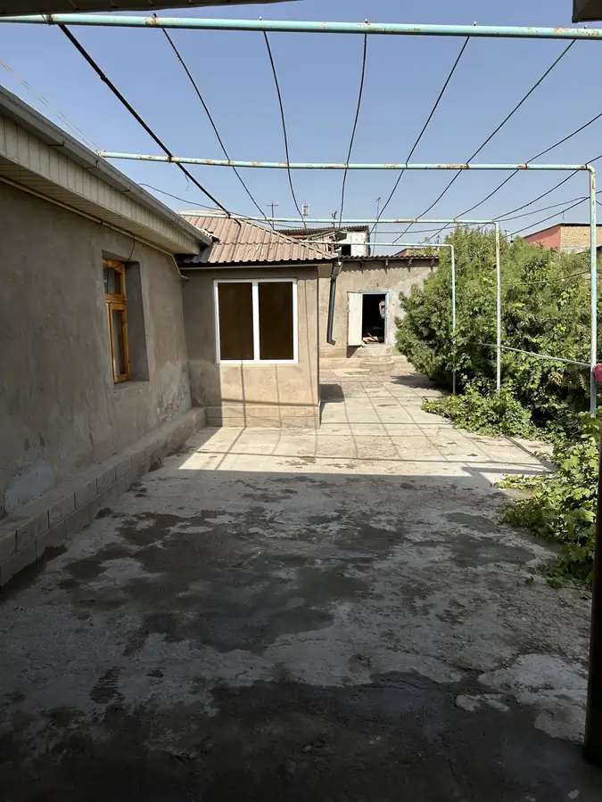 1 qavatli uy − 171.4 m², 5 sot. 