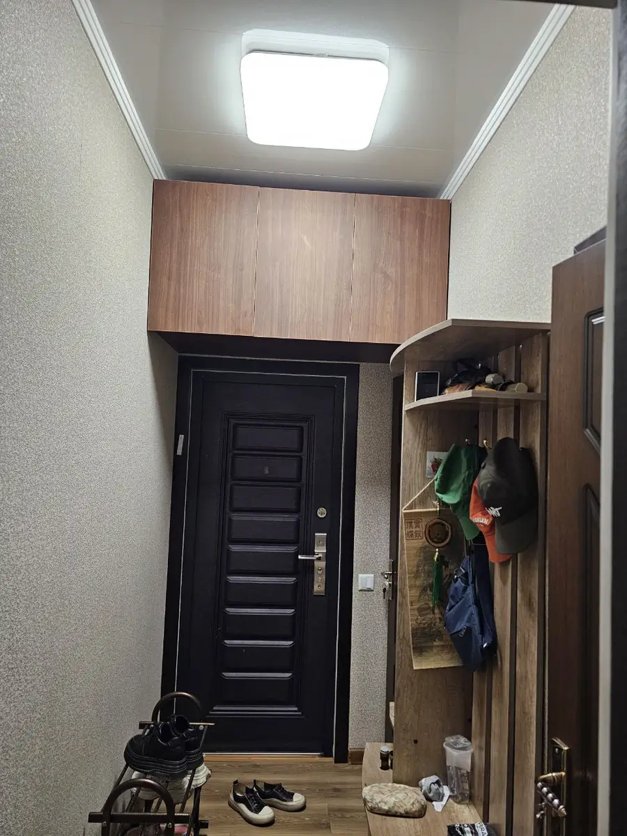 2 xonali kvartira sotiladi − 44 m²