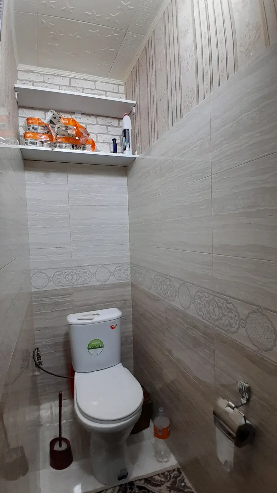 4 xonali kvartira sotiladi − 100 m²