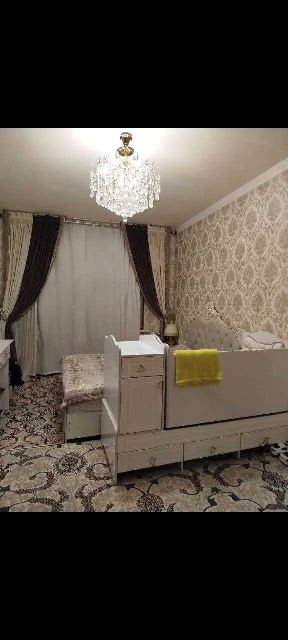 Продается 3-комнатная квартира − 72 м²