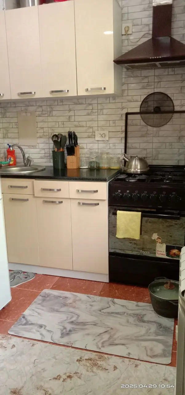 2-комнатная квартира − 58 м², 3/4 этаж