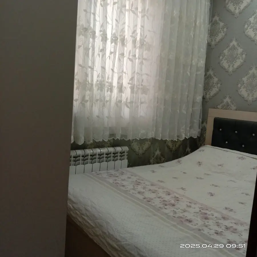 3 xonali kvartira sotiladi − 58 m²