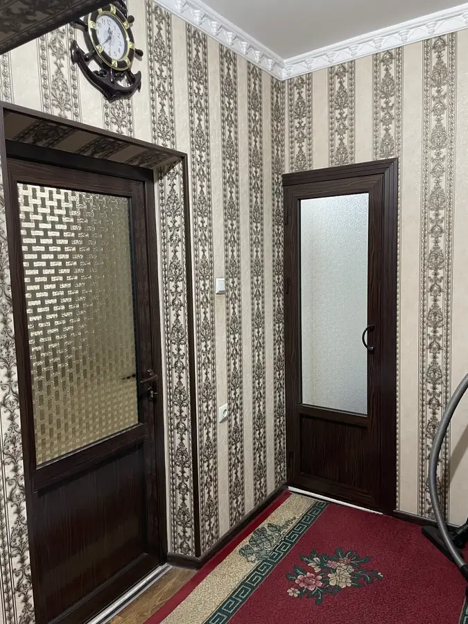 Продается 3-комнатная квартира − 72 м²