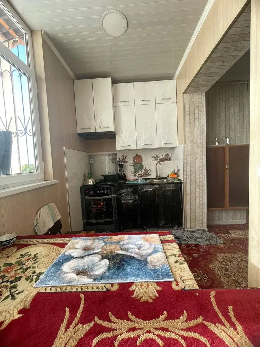 2 xonali kvartira sotiladi − 58 m²