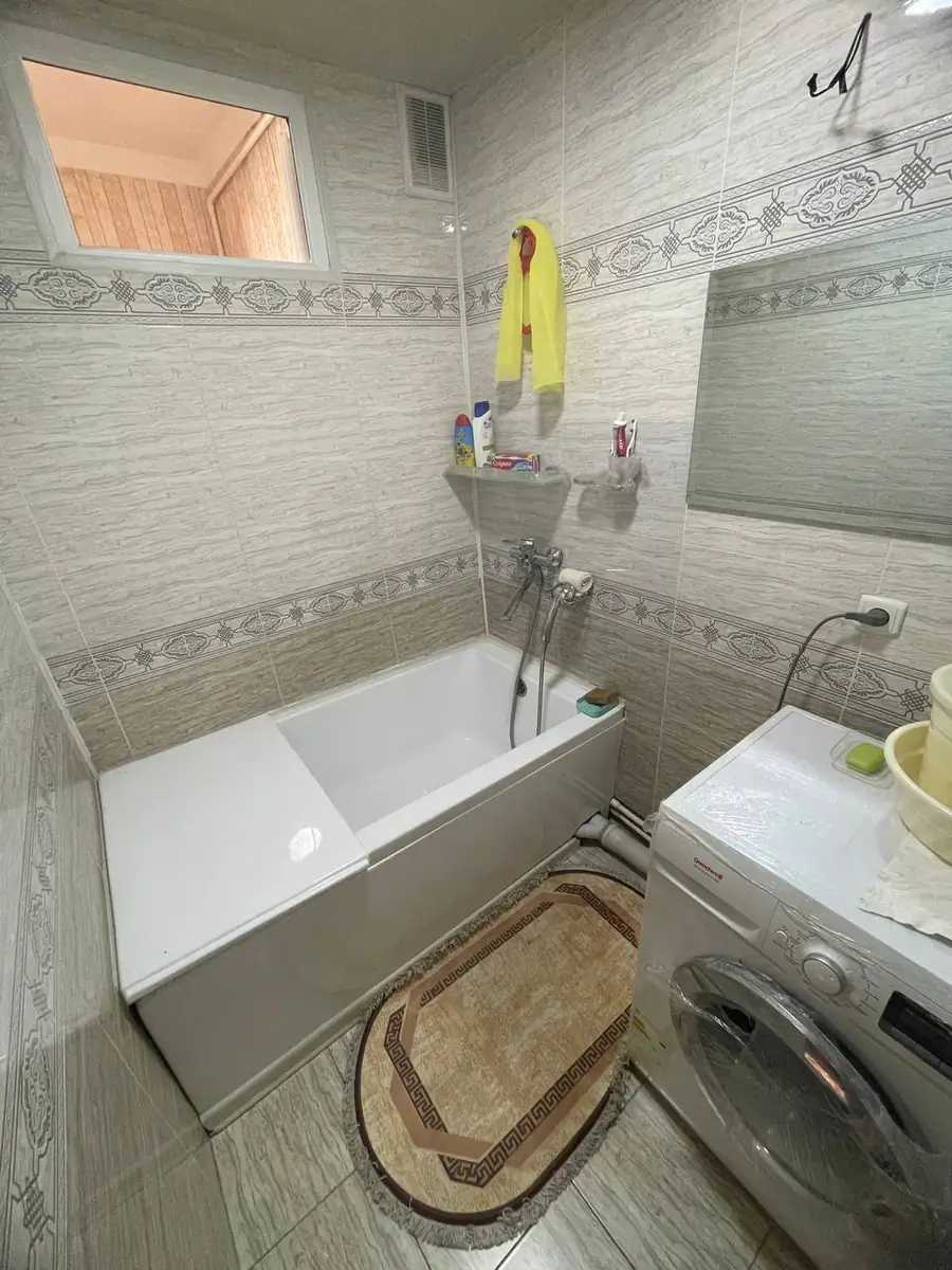 2 xonali kvartira sotiladi − 58 m²