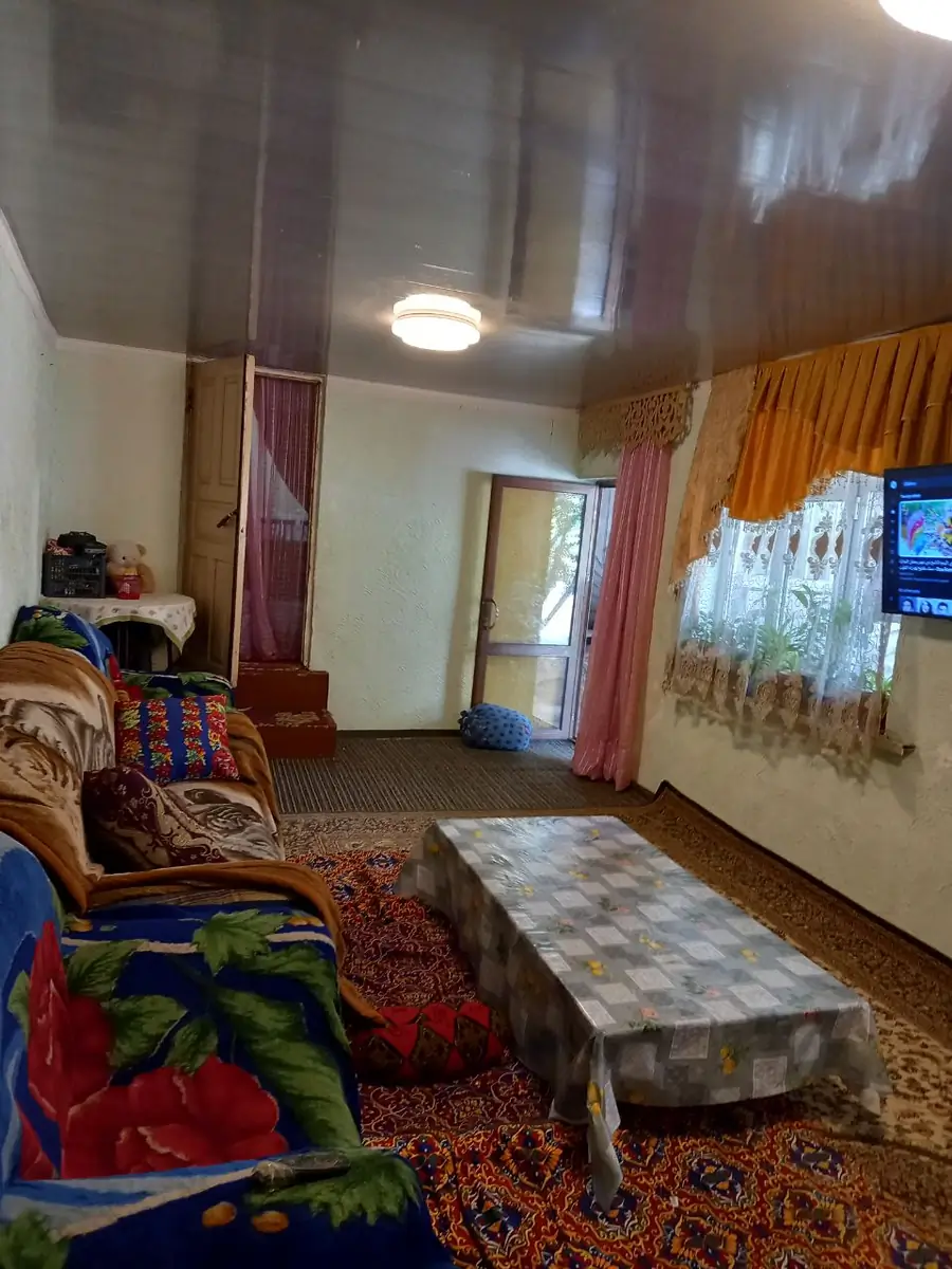 1 qavatli uy − 110 m², 10 sot. 