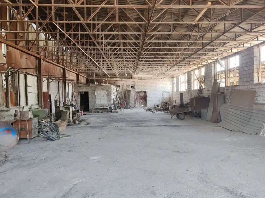 Ishlab chiqarish − 2900 m², 1/1 qavat