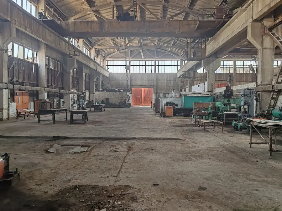 Ishlab chiqarish sotiladi − 2900 m² 