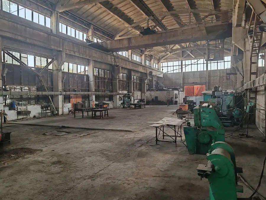 Ishlab chiqarish sotiladi − 2900 m² 