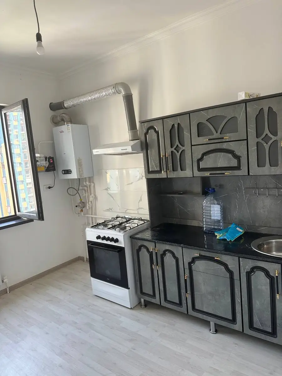 2 xonali kvartira − 60 m², 10/16 qavat