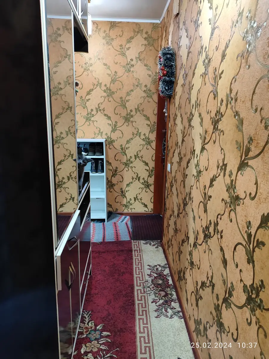 1 xonali kvartira sotiladi − 50 m²