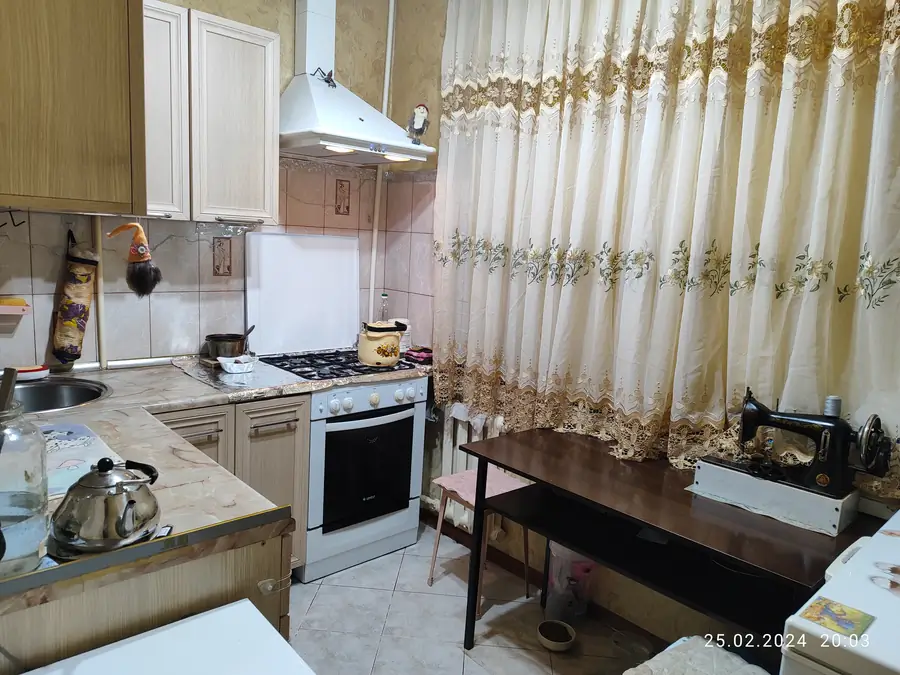 1 xonali kvartira − 50 m², 1/4 qavat