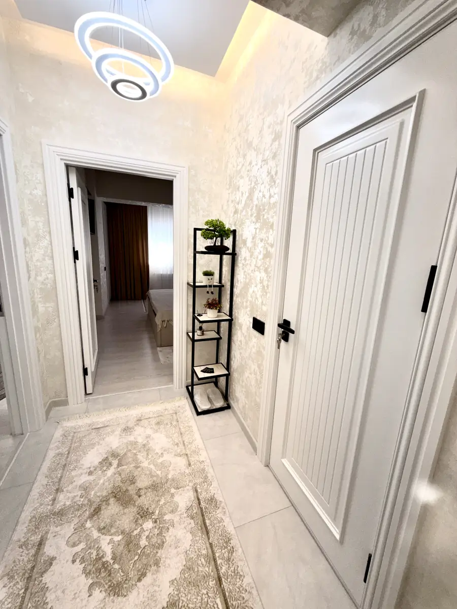 2 xonali kvartira sotiladi − 45 m²