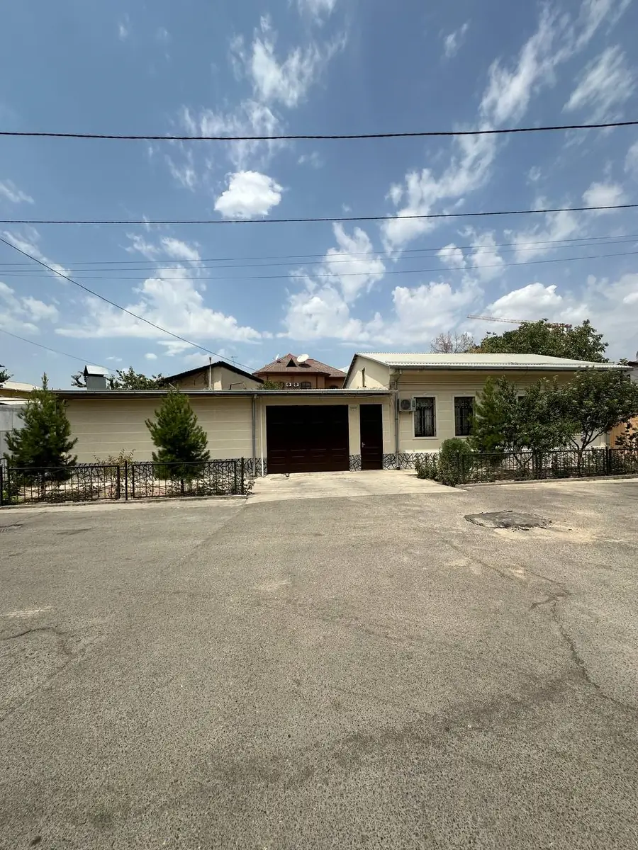 1 qavatli uy − 500 m², 5 sot. 