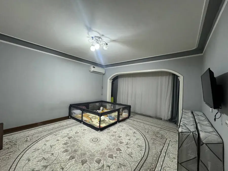 4 xonali kvartira − 80 m², 4/4 qavat