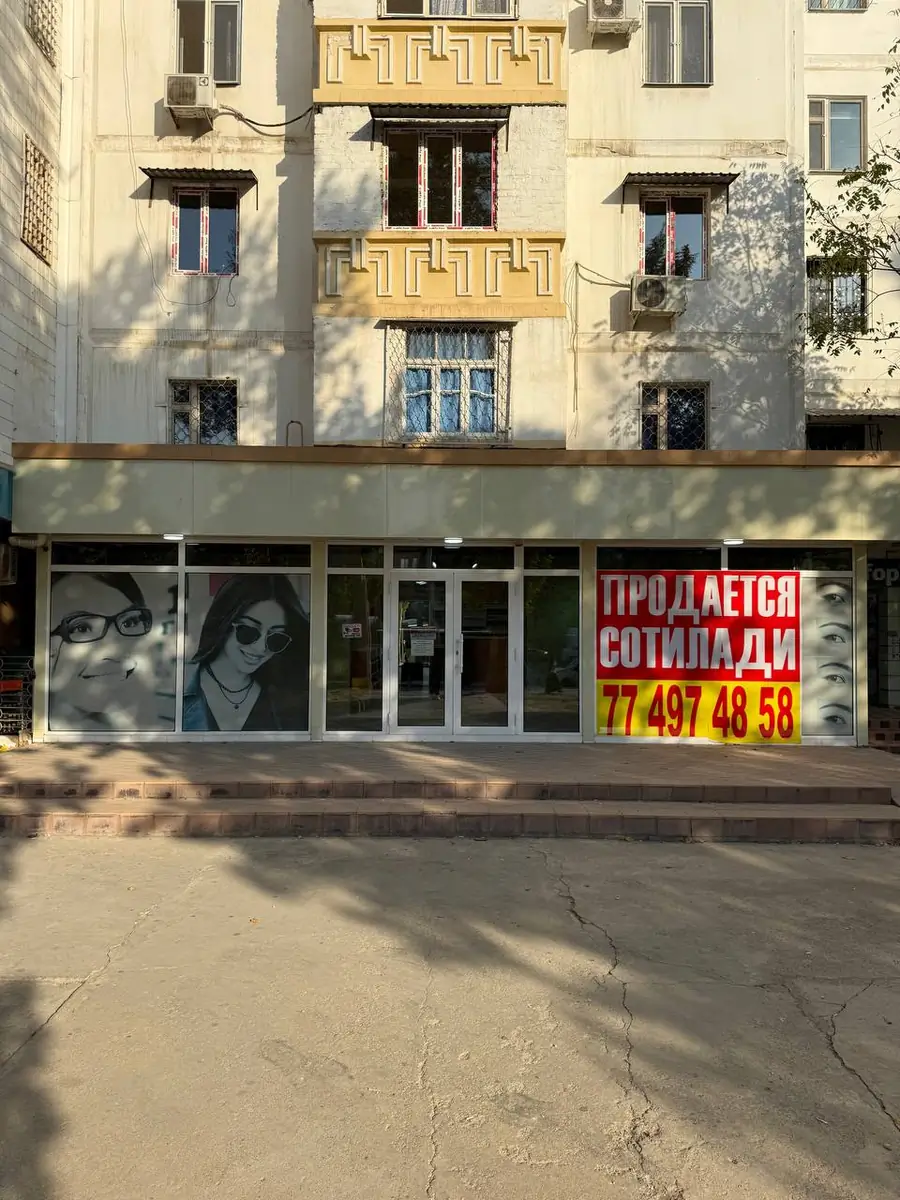 Savdo-sotiq maydoni − 140 m², 1/9 qavat