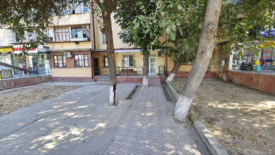 Ofis − 97 m², 1/4 qavat