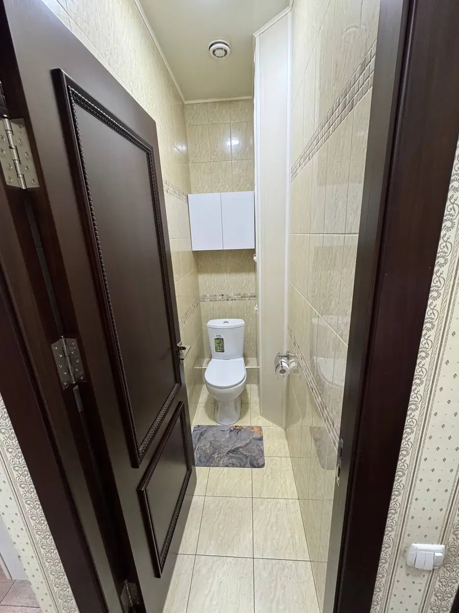 3 xonali kvartira sotiladi − 90 m²