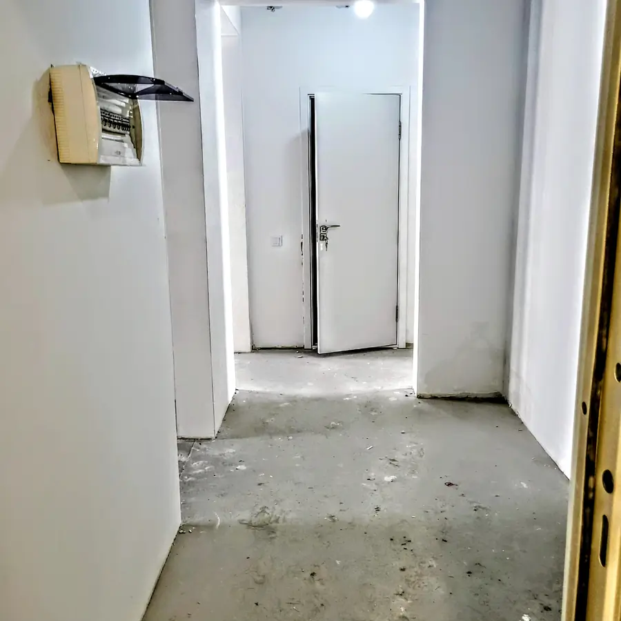 2 xonali kvartira sotiladi − 61 m²