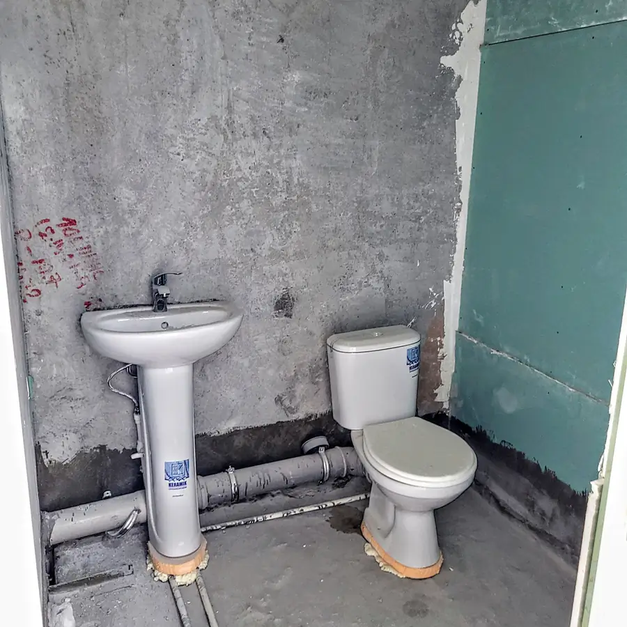 2 xonali kvartira sotiladi − 61 m²