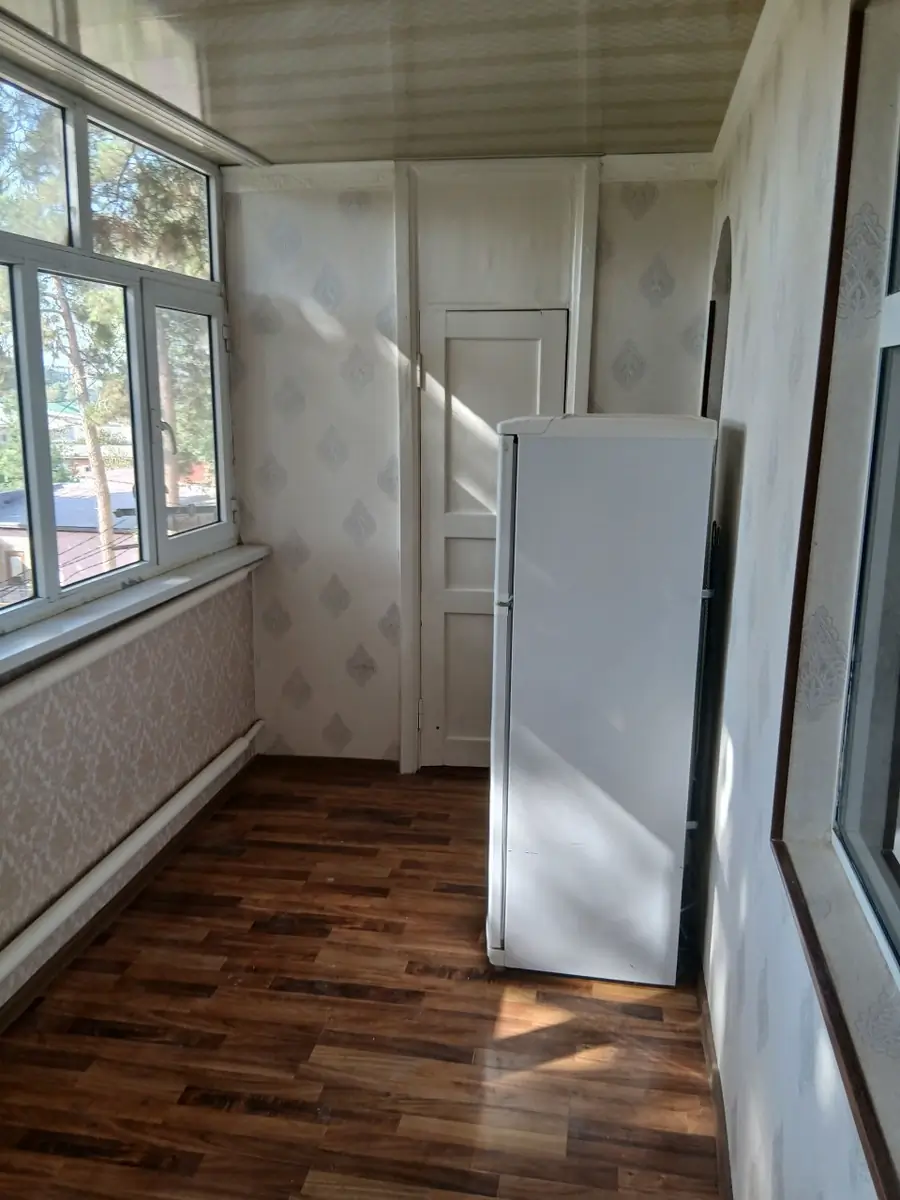 Сдается 3-комнатная квартира − 70 м²