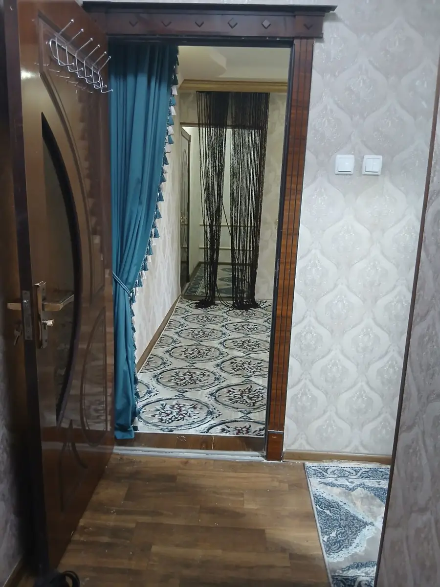 Сдается 3-комнатная квартира − 70 м²