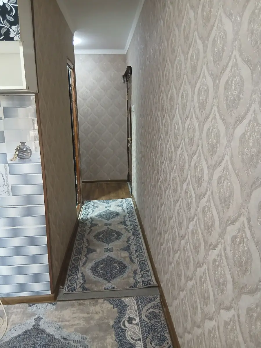 Сдается 3-комнатная квартира − 70 м²