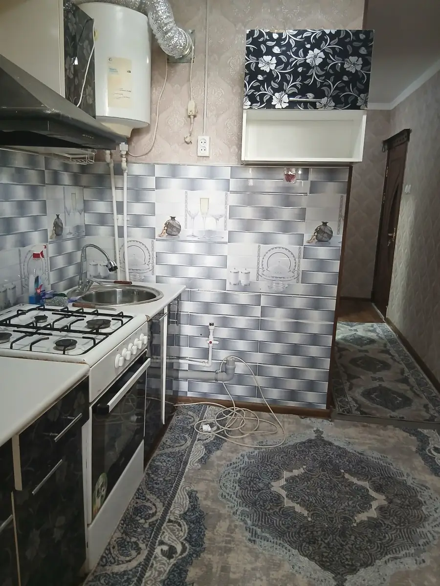 Сдается 3-комнатная квартира − 70 м²