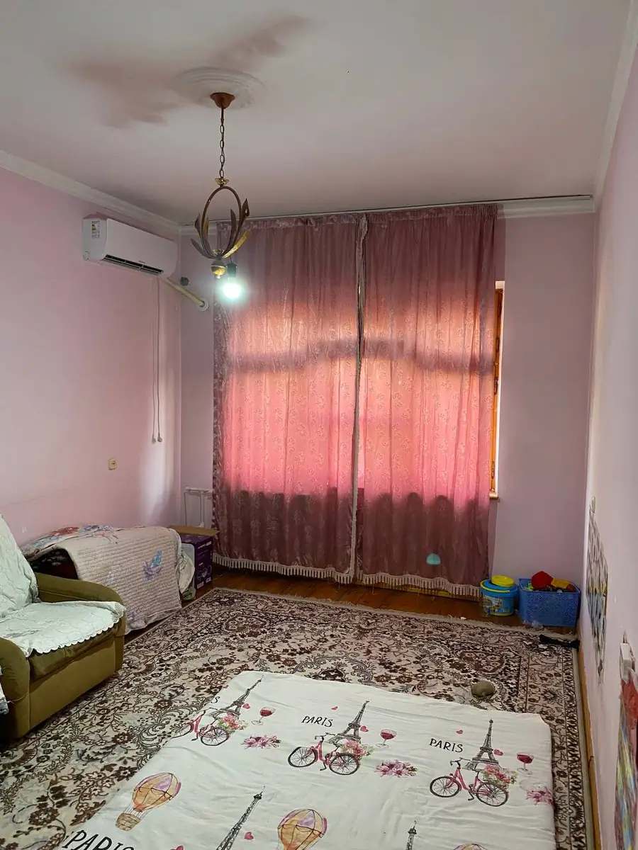 3 xonali kvartira sotiladi − 68.8 m²