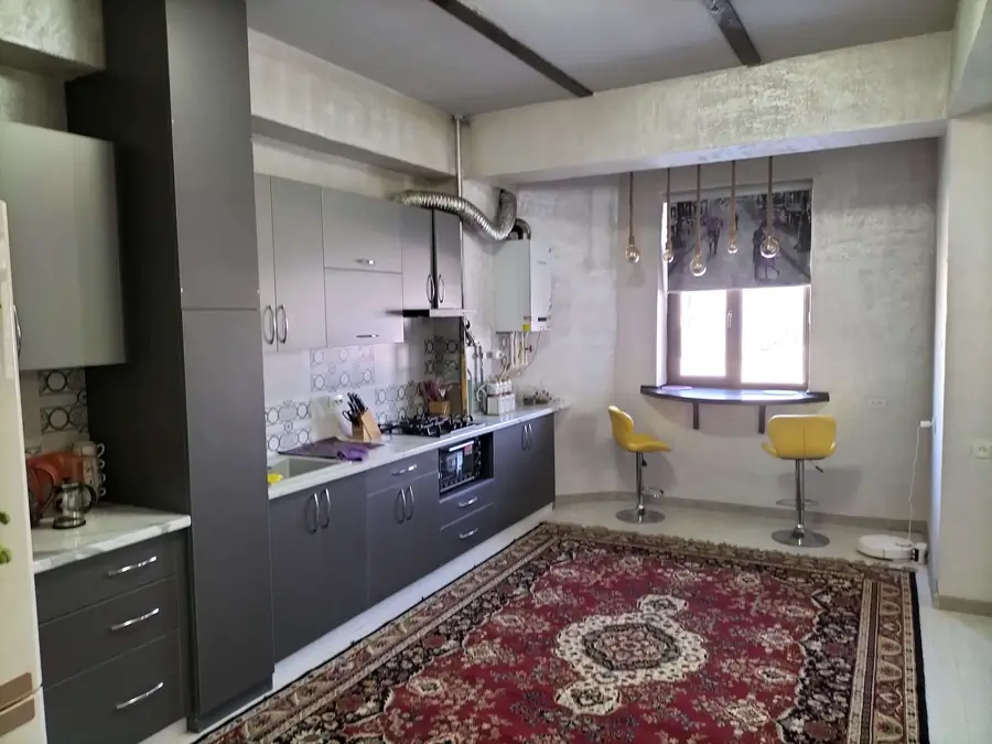 1-комнатная квартира − 70 м², 6/9 этаж