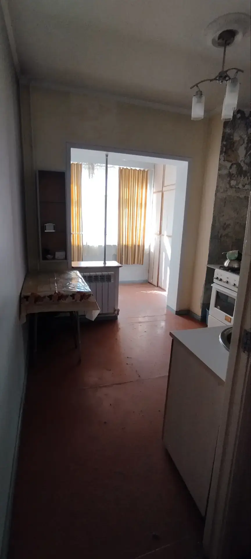 2 xonali kvartira sotiladi − 60 m²