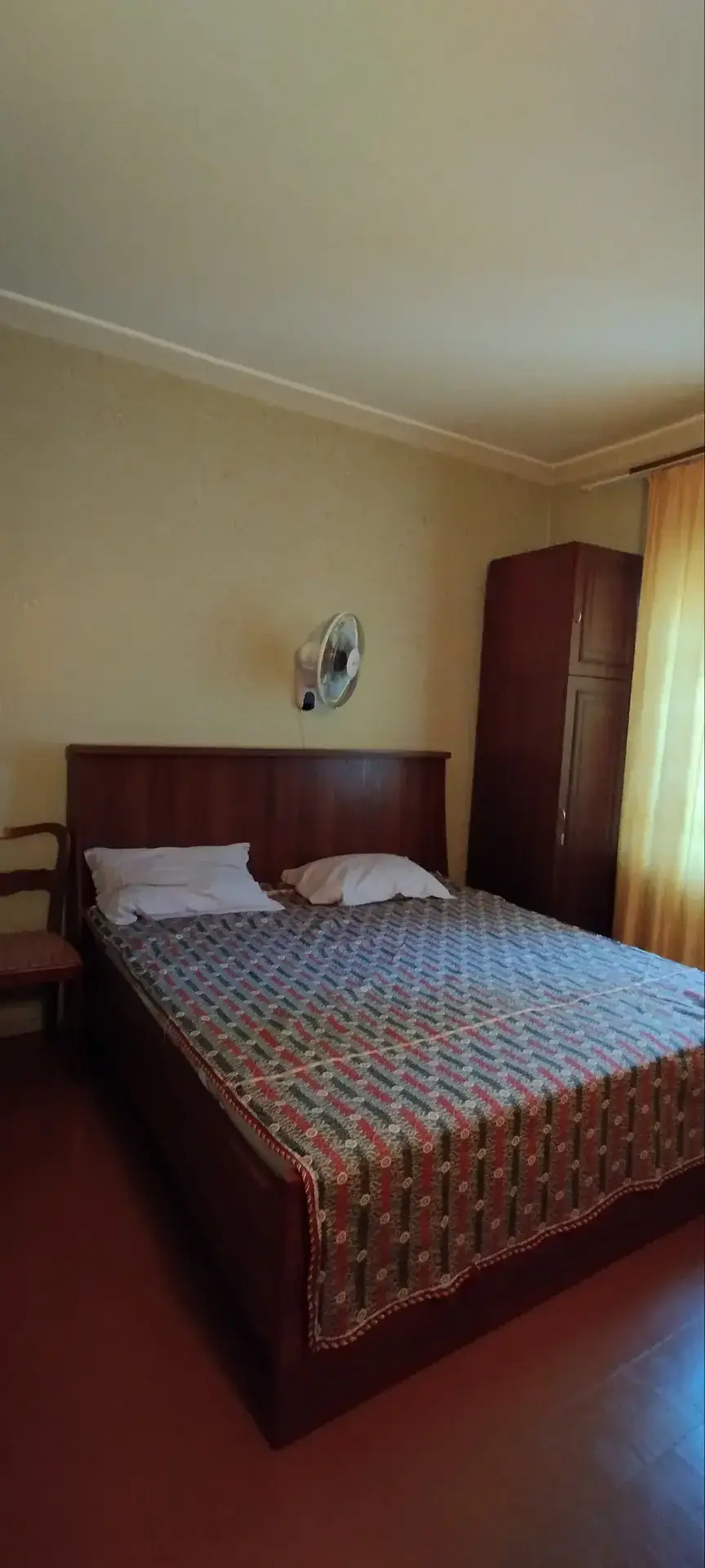 2 xonali kvartira sotiladi − 60 m²